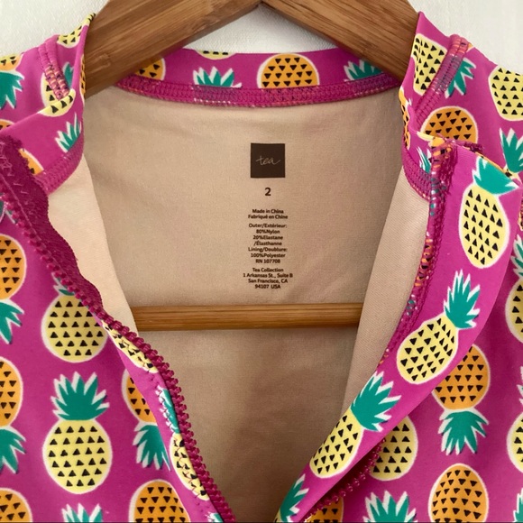 🍍 Pineapple Tea Collection Rash Guard Swimsuit - Picture 2 of 3